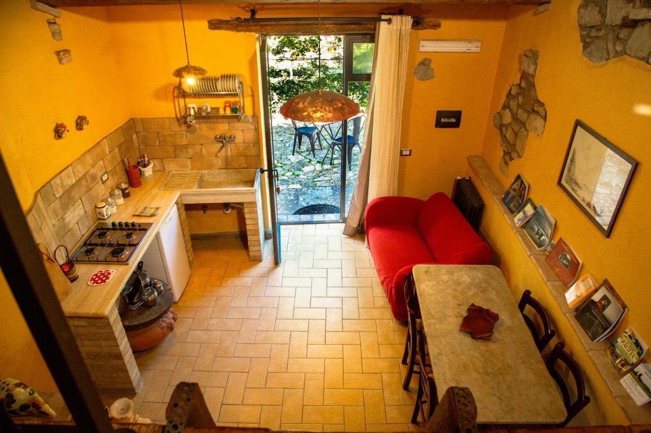 Agriturismo Le Roghete アックアペンデンテ エクステリア 写真