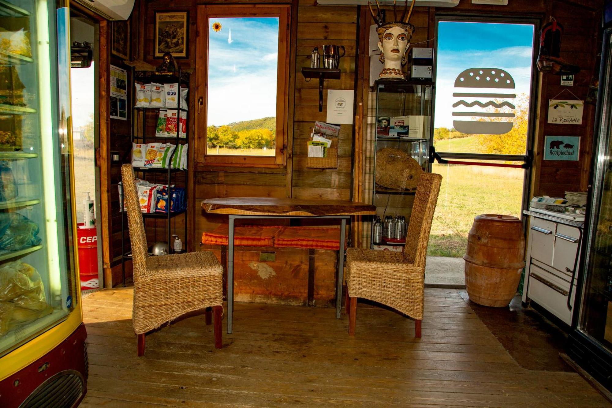 Agriturismo Le Roghete アックアペンデンテ エクステリア 写真