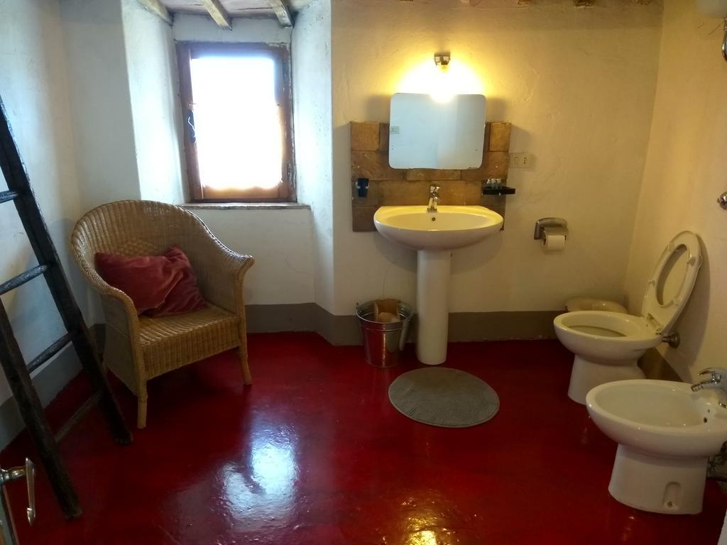 Agriturismo Le Roghete アックアペンデンテ エクステリア 写真